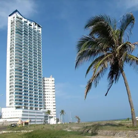 Amplios Aptos De Lujo Frente A La Playa A 5 Minutos Del Centro Y Del Aeropuerto, En Edificio Con Piscina, Jacuzzi, Sauna, Gimnasio, Turco Y Seguridad Las 24 Hs. Apartamento *