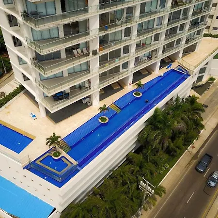 Amplios Aptos De Lujo Frente A La Playa A 5 Minutos Del Centro Y Del Aeropuerto, En Edificio Con Piscina, Jacuzzi, Sauna, Gimnasio, Turco Y Seguridad Las 24 Hs. Apartamento Cartagena
