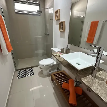Apartment Amplios Aptos De Lujo Frente A La Playa A 5 Minutos Del Centro Y Del Aeropuerto, En Edificio Con Piscina, Jacuzzi, Sauna, Gimnasio, Turco Y Seguridad Las 24 Hs.